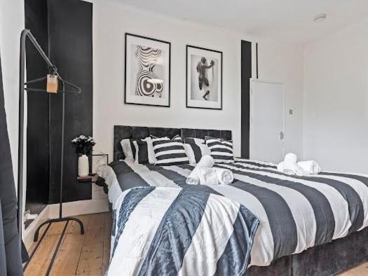 Bs6 5 Bedroom 10 Beds Parking